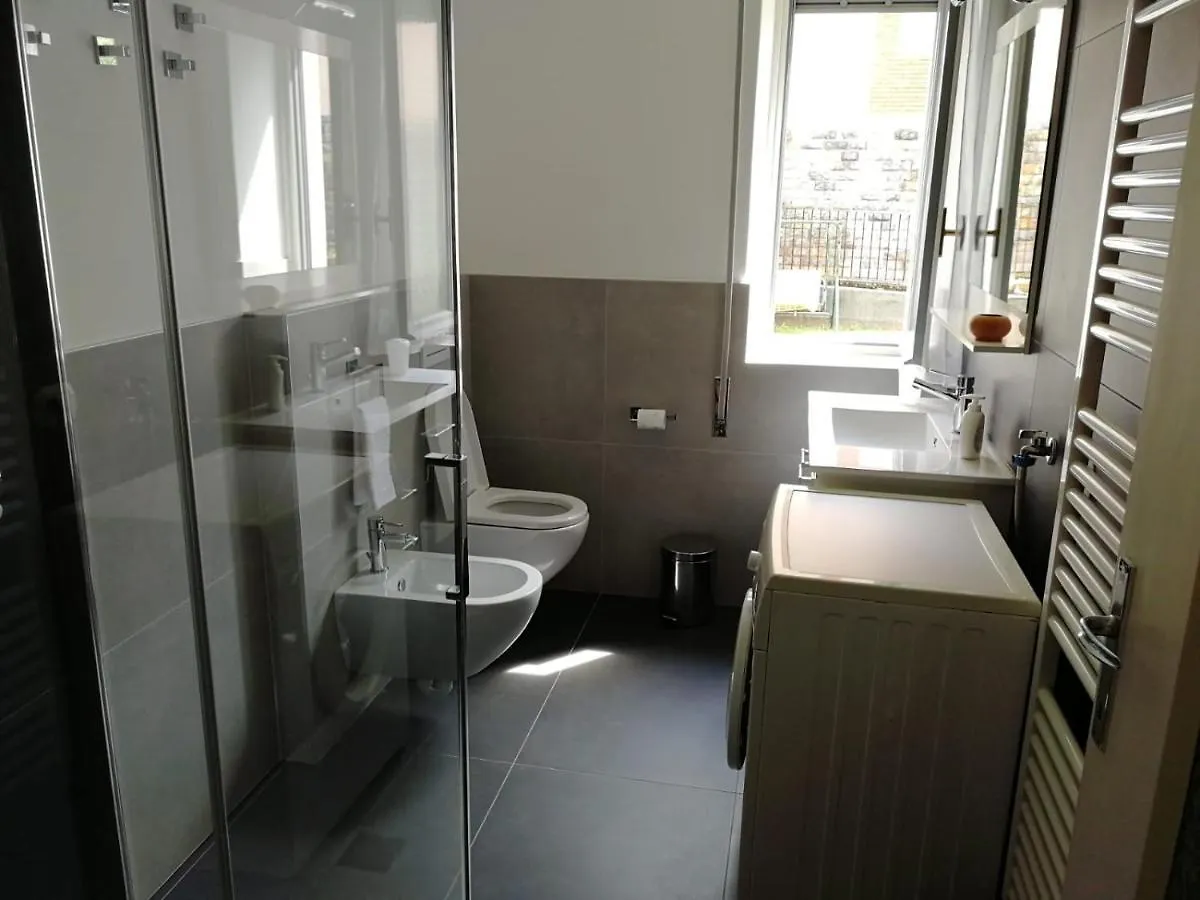 Holiday home Casa Dolce Casa, A 2 Passi Dal Lago E Vicina A Varenna Lierna