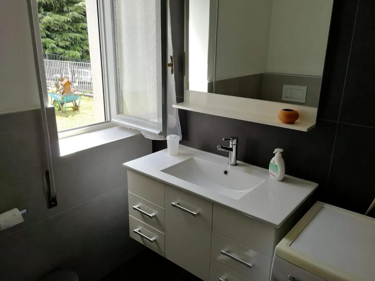 Casa Dolce Casa, A 2 Passi Dal Lago E Vicina A Varenna Lierna Holiday home