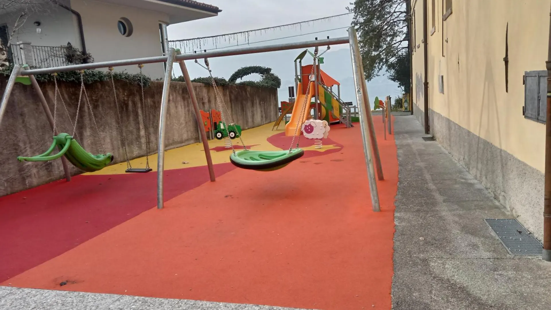 Holiday home Casa Dolce Casa, A 2 Passi Dal Lago E Vicina A Varenna Lierna